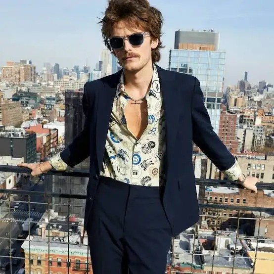 jona freid.jpg (95 KB)